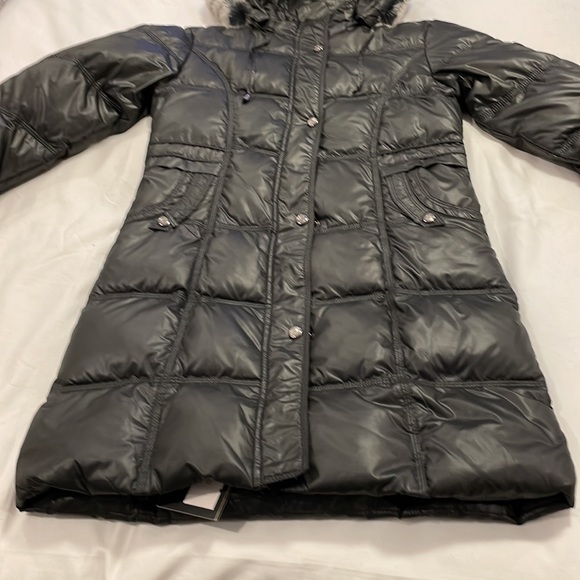 Woman’s winter down coat - Picture 4 of 7